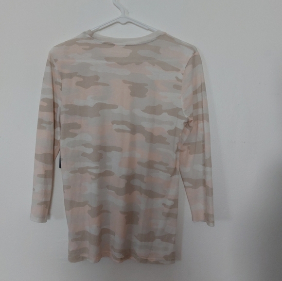 Lucky Brand Pink Camo Lightweight Tee Size S NWT - Picture 7 of 9